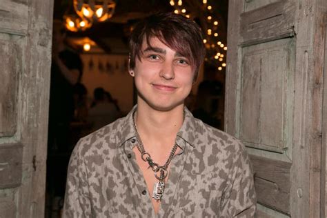 Colby Brock: Real name, dating, height, siblings,。